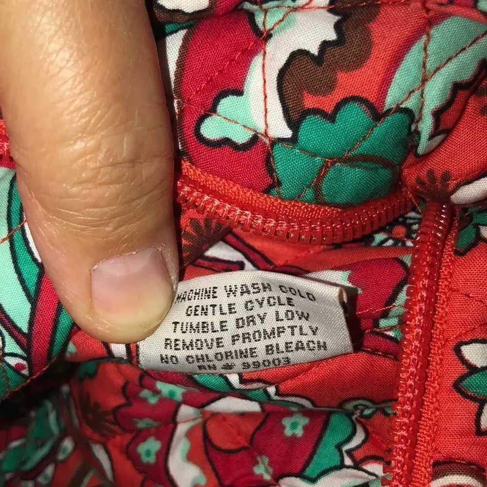 Bella Taylor Paisley Quilted Coral Green White Small Shoulder Hobo Bag Purse